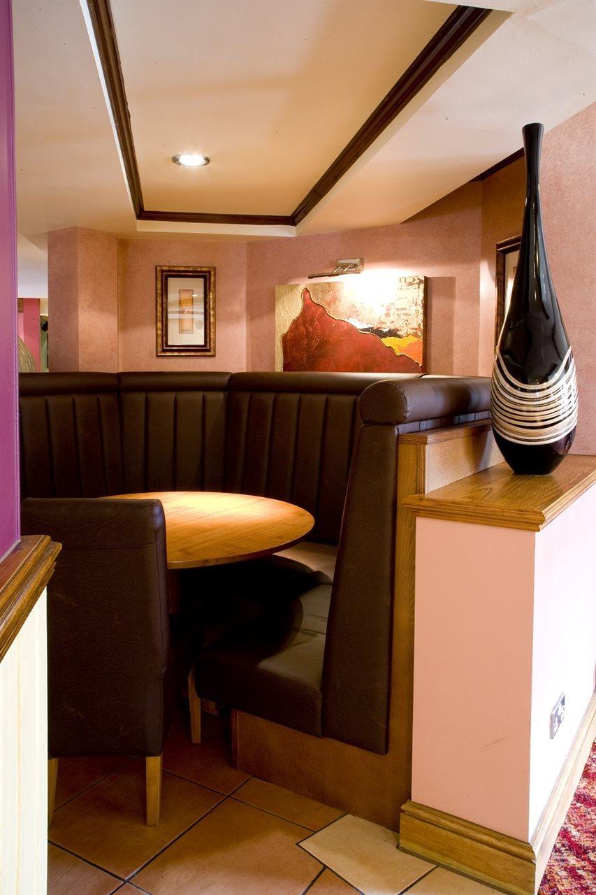 Premier Inn London Ромфорд Екстериор снимка